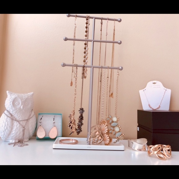 Necklaces express and Lauren Conrad - Picture 1 of 7